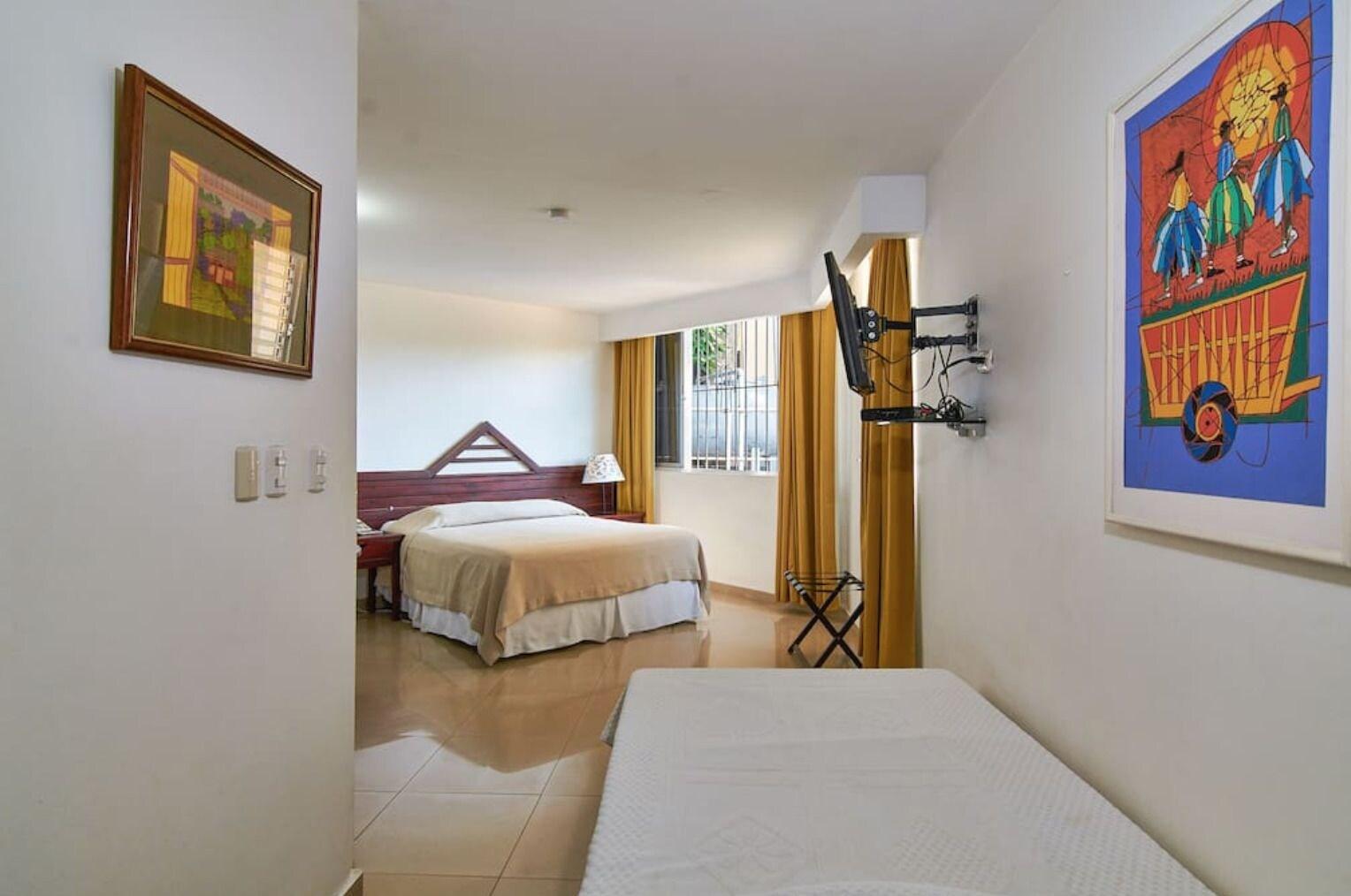 Aparta Hotel Plaza Del Sol Santo Domingo Exterior photo