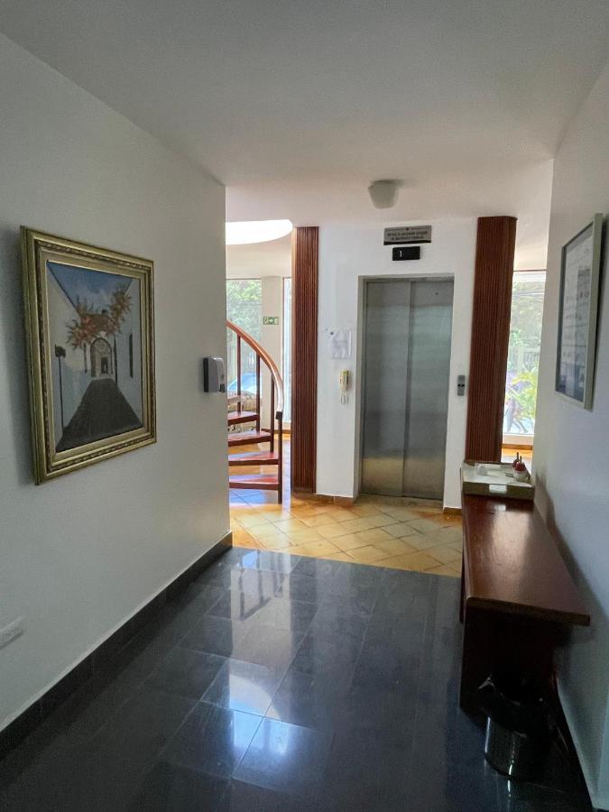 Aparta Hotel Plaza Del Sol Santo Domingo Exterior photo
